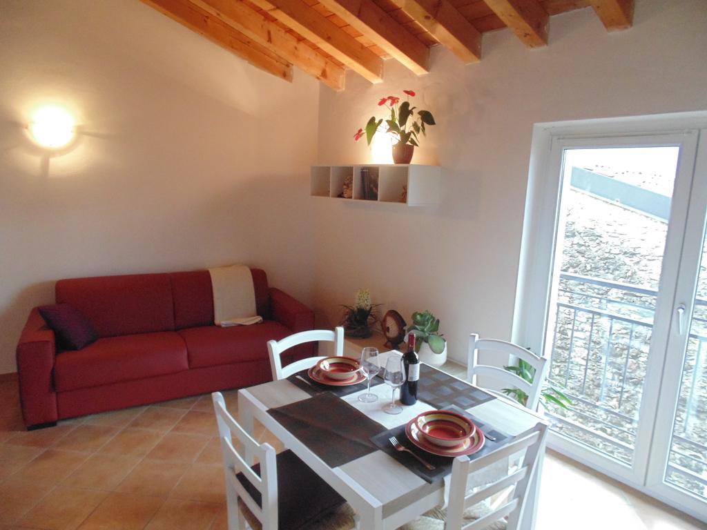 Ca Del Polset Daire Brenzone sul Garda Oda fotoğraf